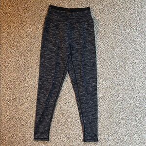 Ptula active high waisted leggings. Heather grey/black.
